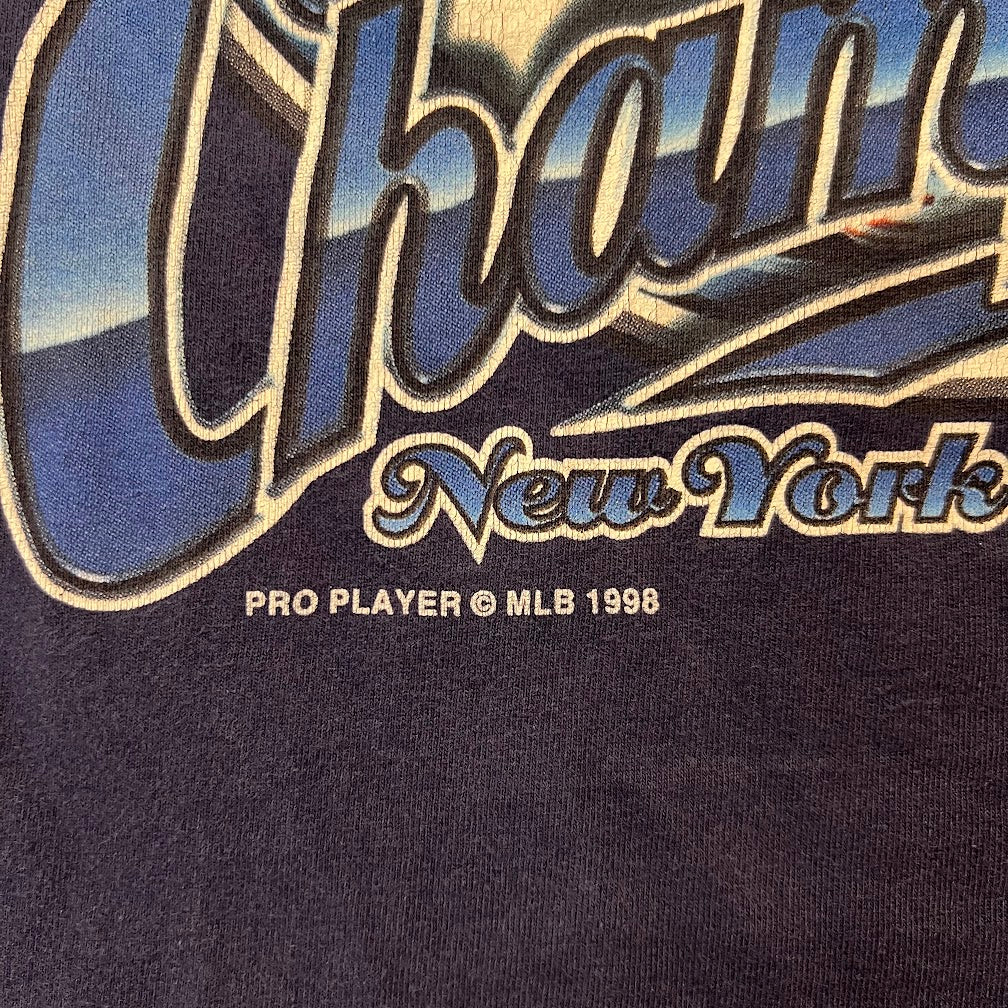 90s New York Yankees MLB Pro Player Big Logo Cracked Print Vintage Tee L