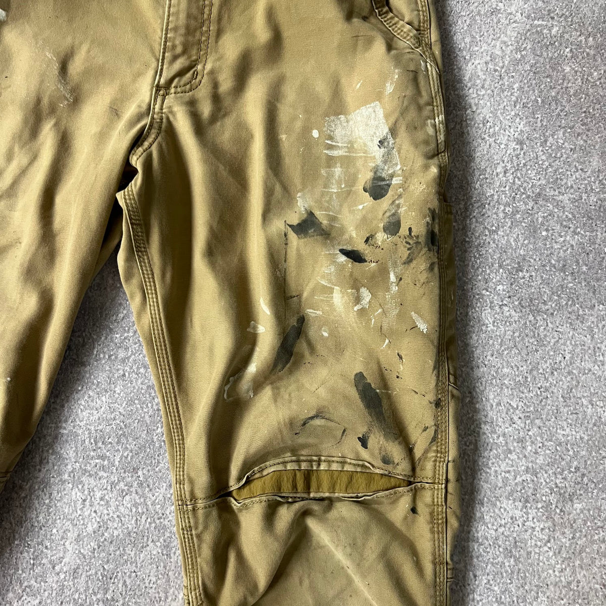 2010s Carhartt Workwear Faded Distressed Relaxed Tan Pants 34x34