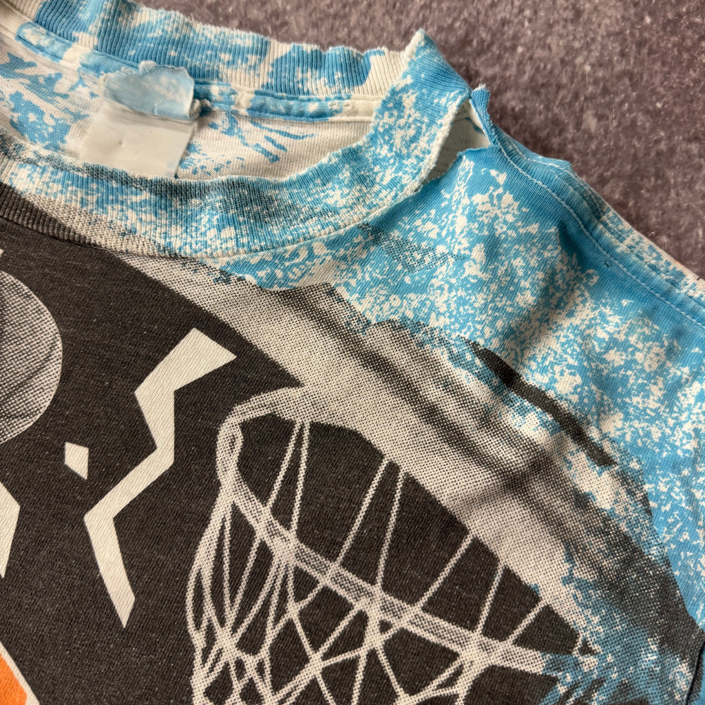 90s San Antonio Spurs David Robinson Dunking All Over Print Tee L
