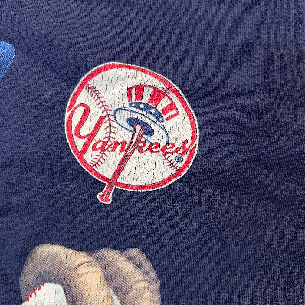 90s New York Yankees MLB Fruit of the Loom Big Logo Cracked Print Tee L