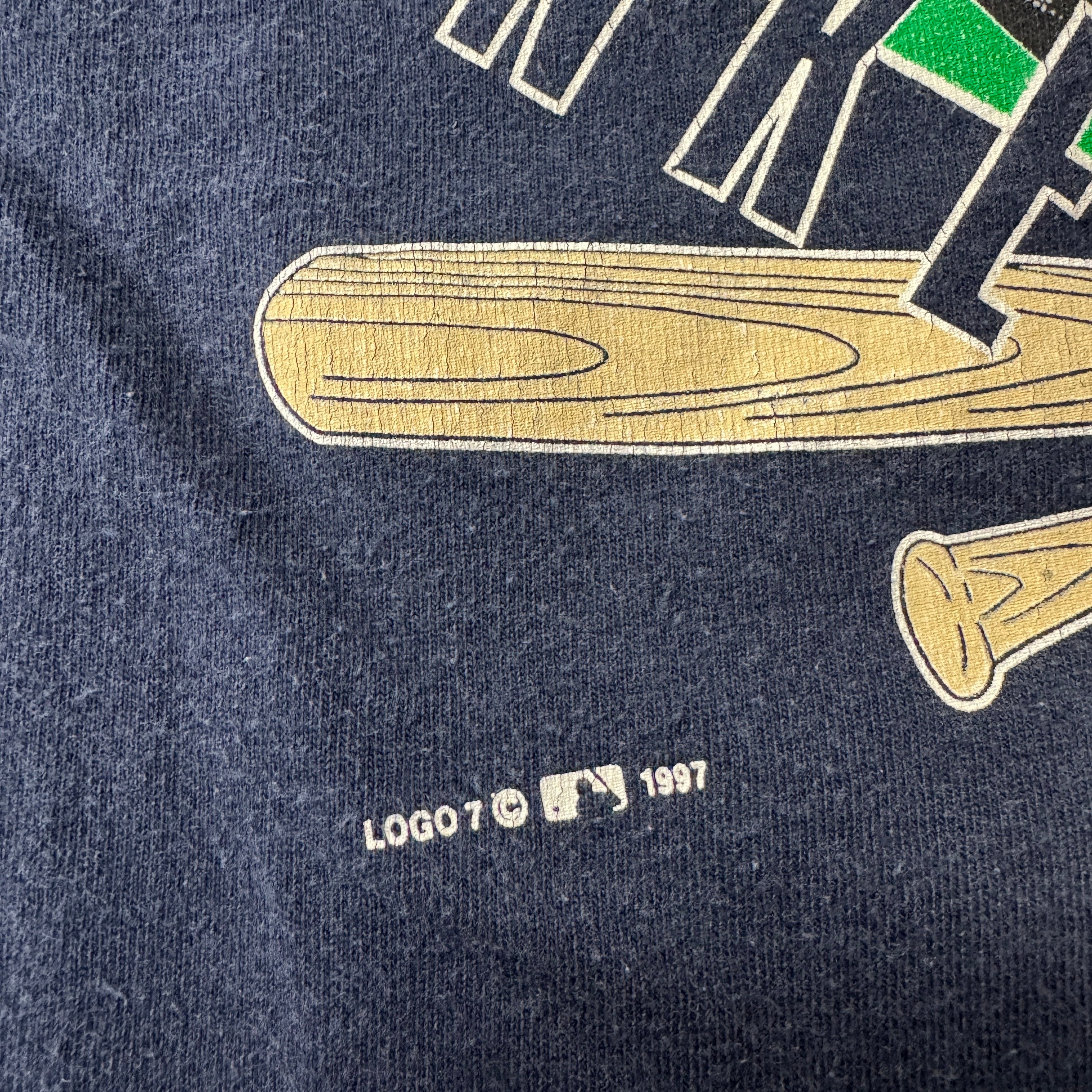 90s New York Yankees Logo 7 Big Logo Double Stitch Tee L