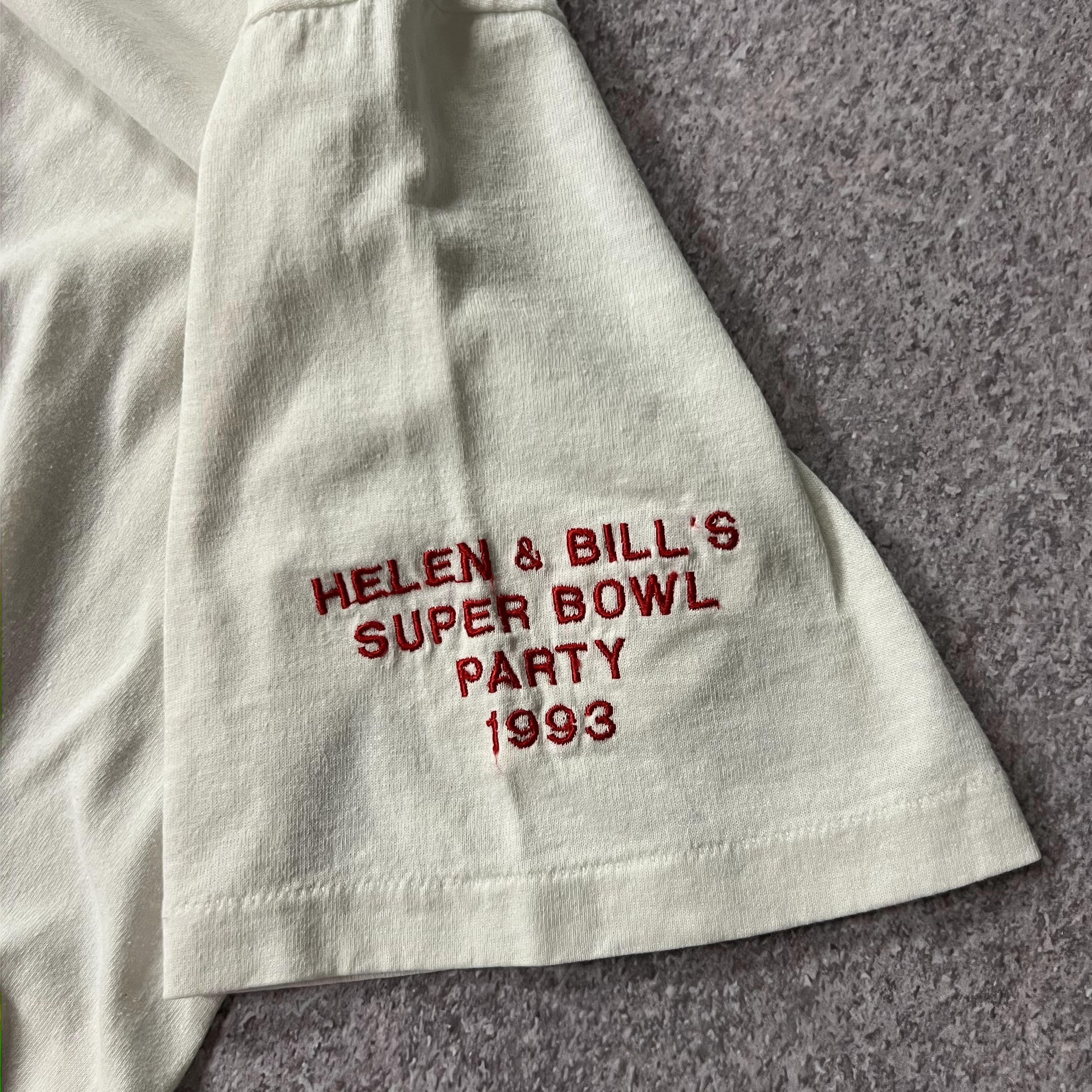 90s Cowboys vs Bills Jerzees Big Logo Tee XL