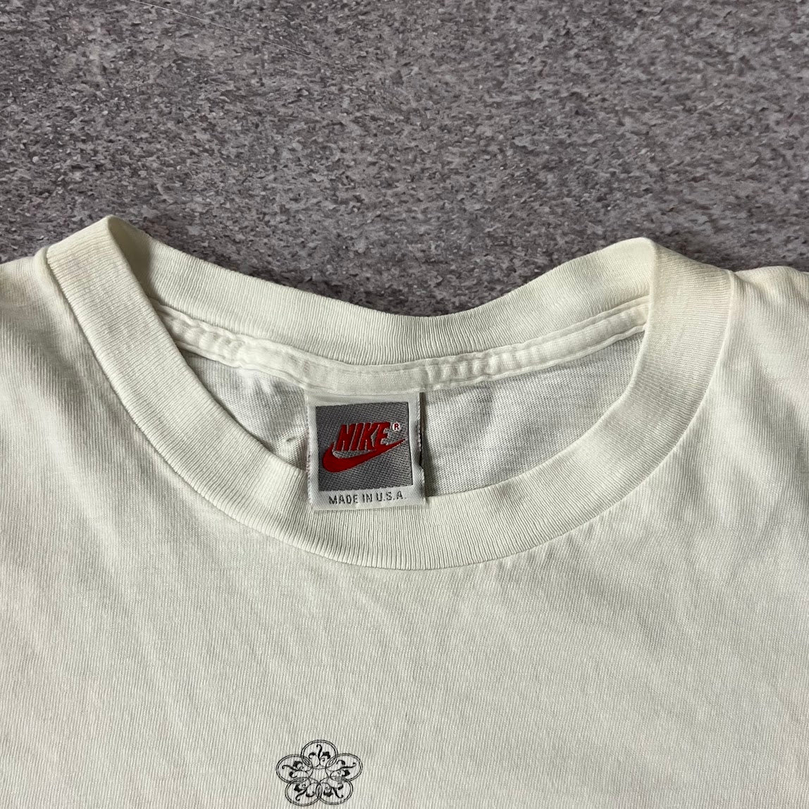 90s Nike Cracked Print Back Graphic Tee L