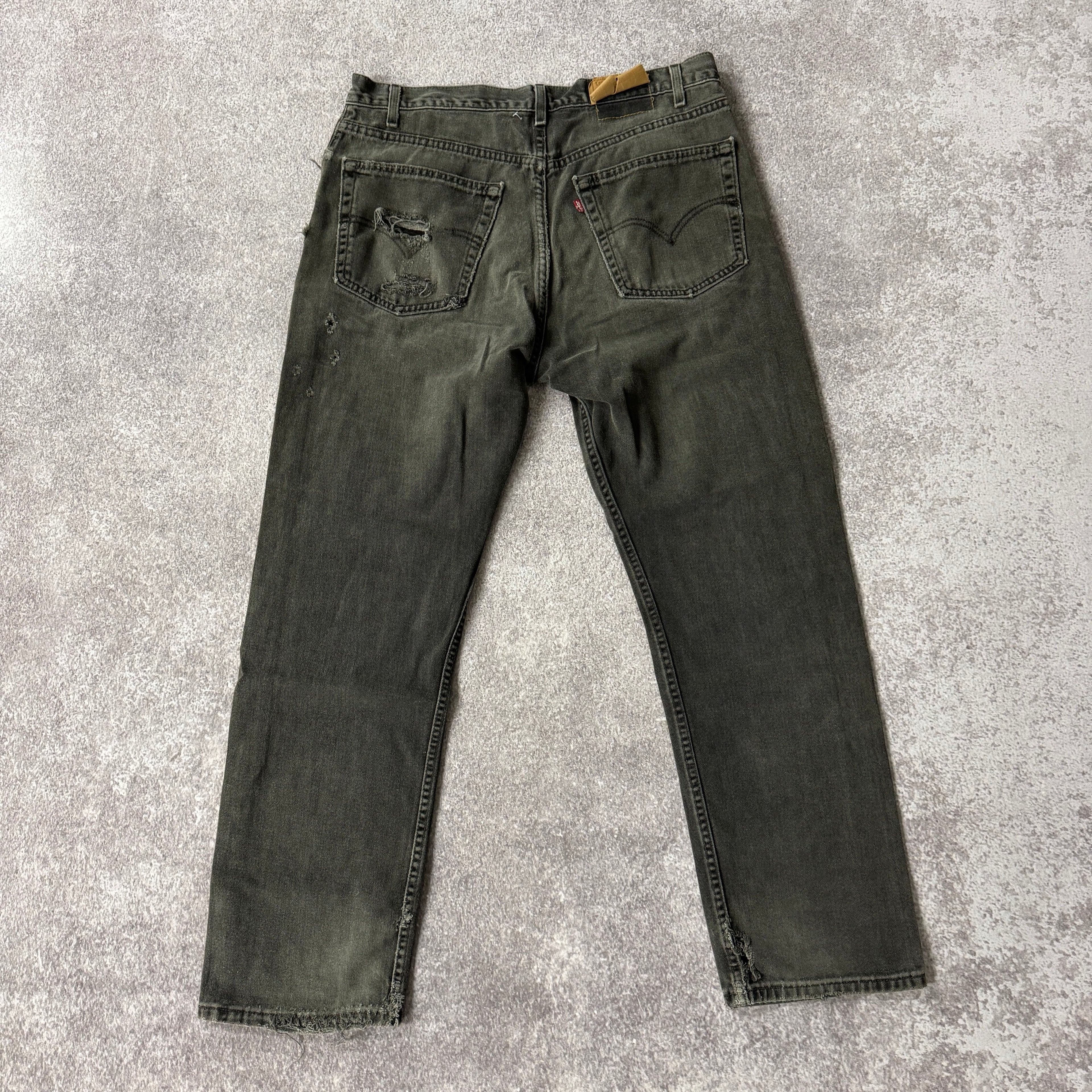 80s Levi's Black Distressed Jeans 38W x 32L