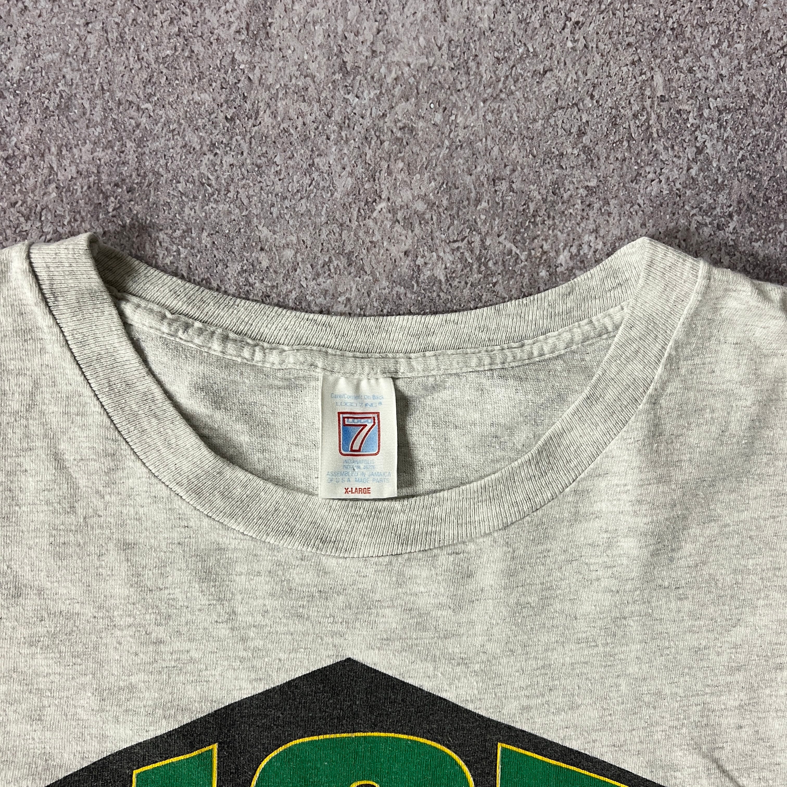 90s Seattle SuperSonics Logo 7 Cracked Print Tee XL