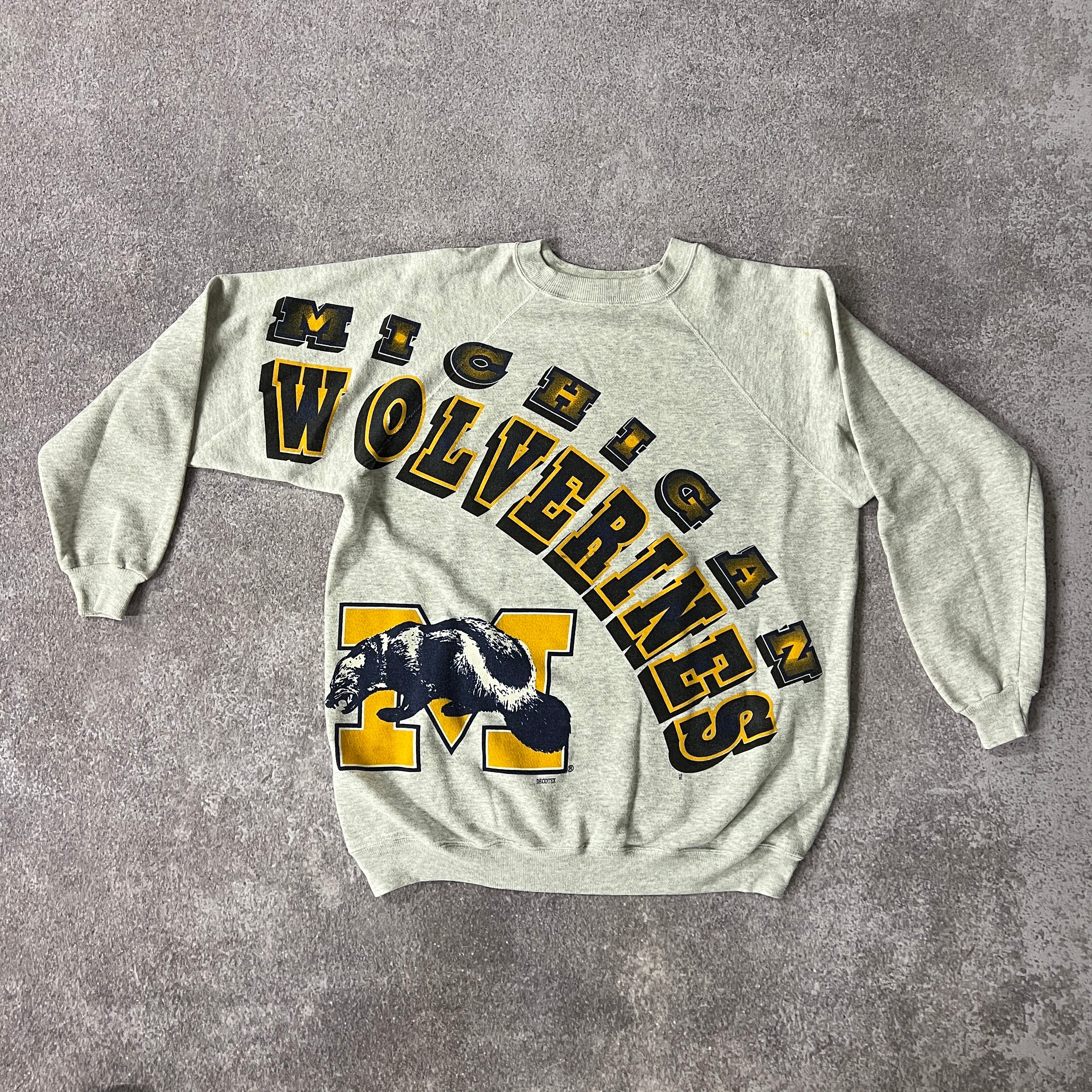 Y2K Hanes College Cracked Print Crewneck XXL