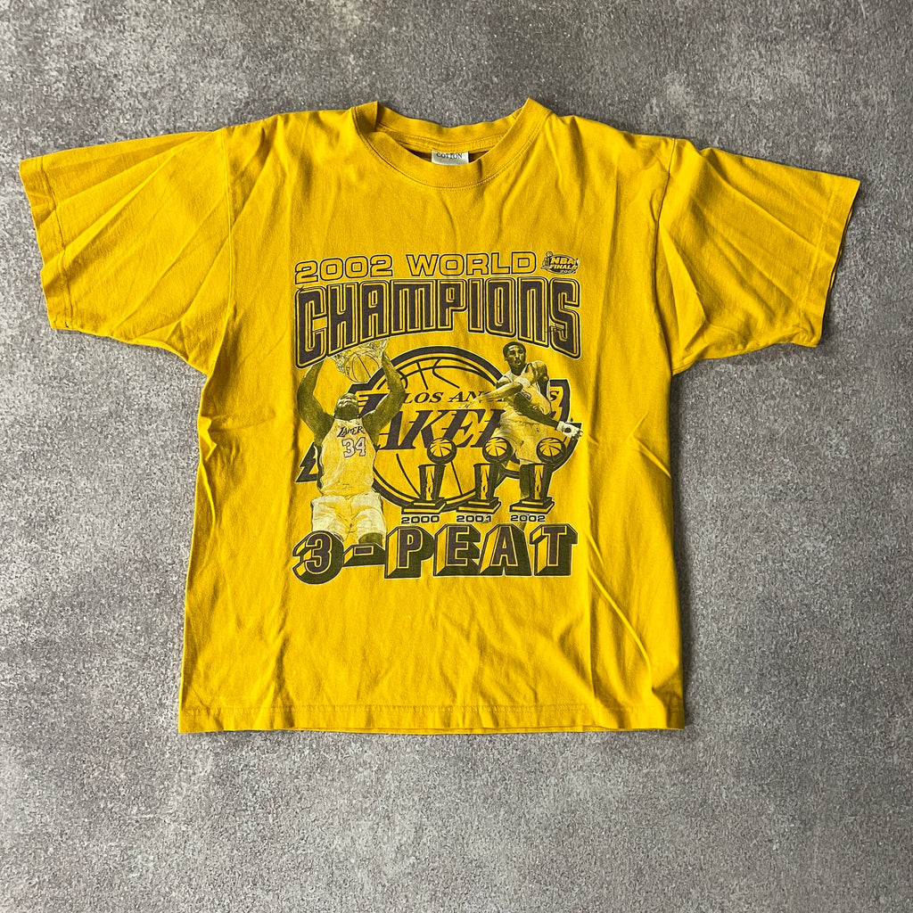 Y2K Los Angeles Lakers Lakers 3-Peat Big Logo Tee L