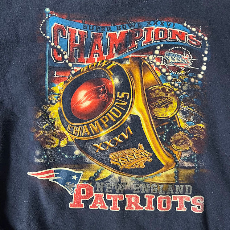 Y2K New England Patriots NFL Big Logo Faded Vintage Athletic Crewneck XL