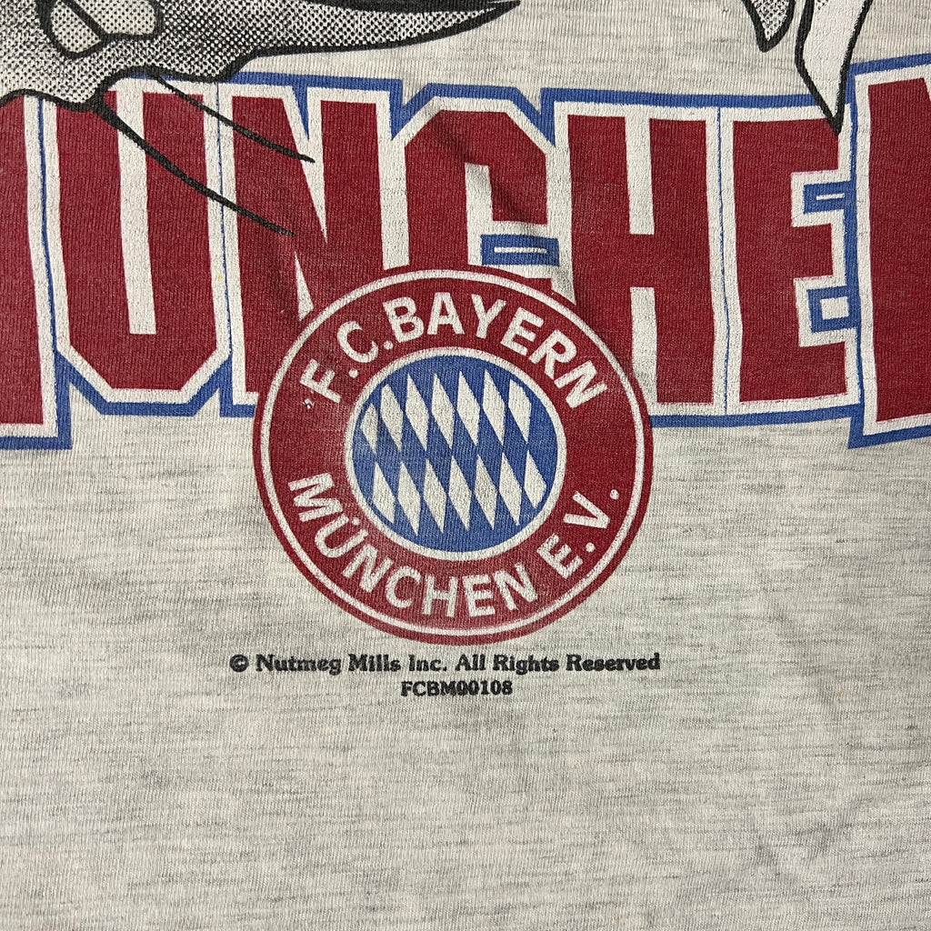 90s Nutmeg Mills Soccer Big Logo Tee M