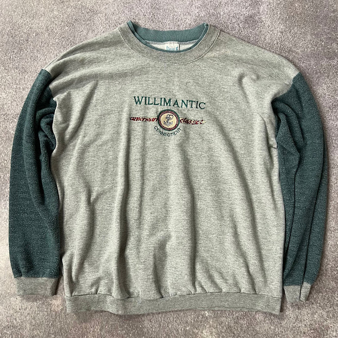 90s Willimantic Connecticut Smile Embroidered Made in USA Crewneck XL
