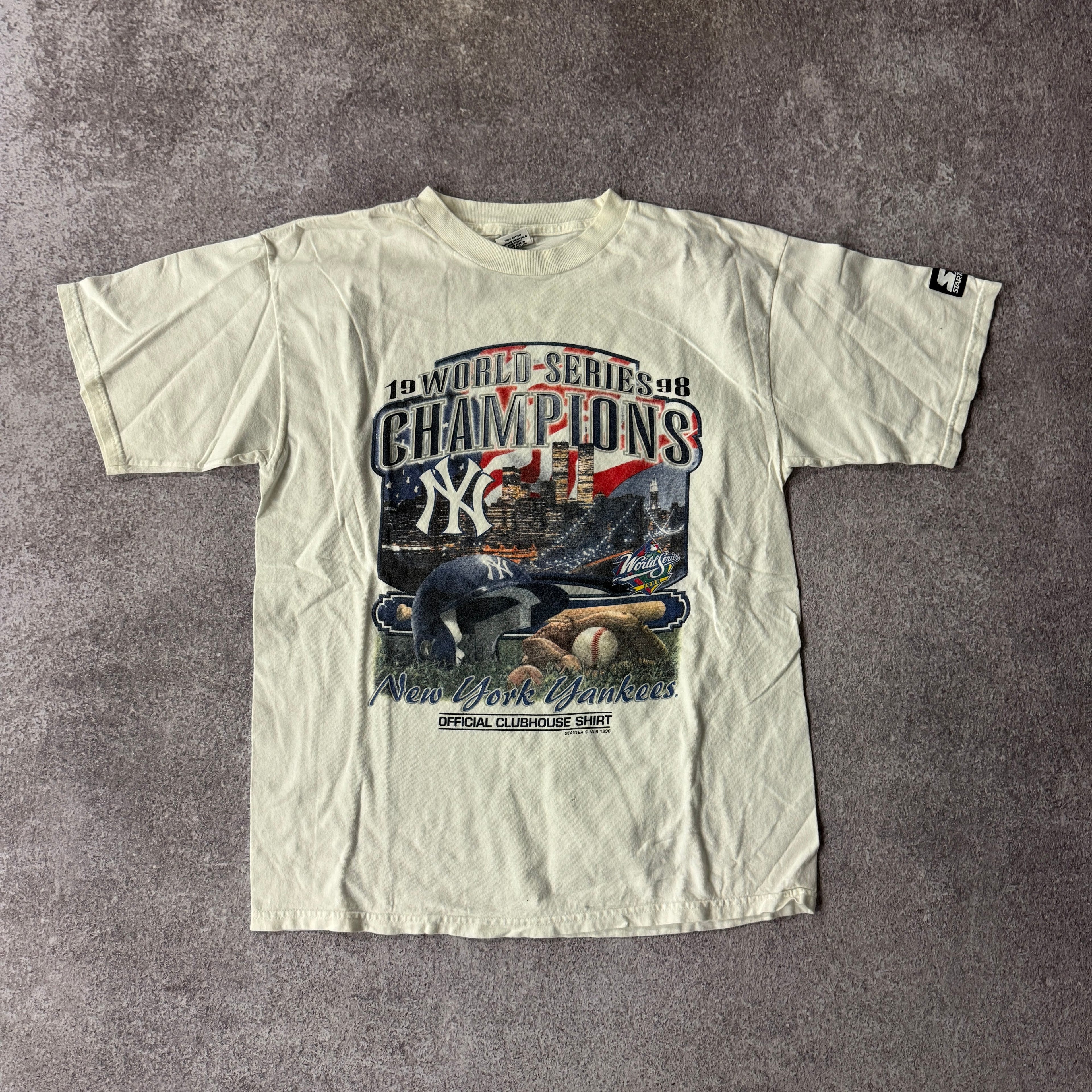 90s New York Yankees World Series Champions Big Logo Tee M