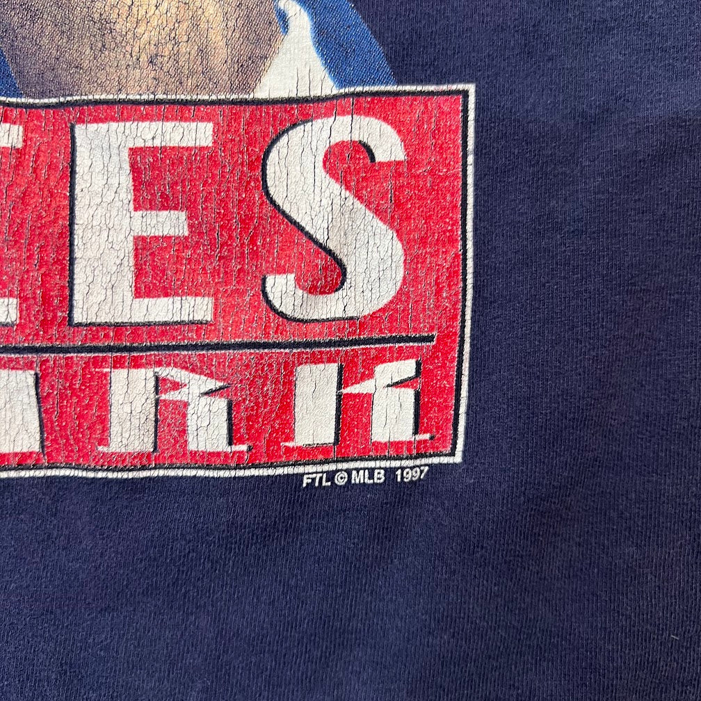 90s New York Yankees MLB Fruit of the Loom Big Logo Cracked Print Tee L