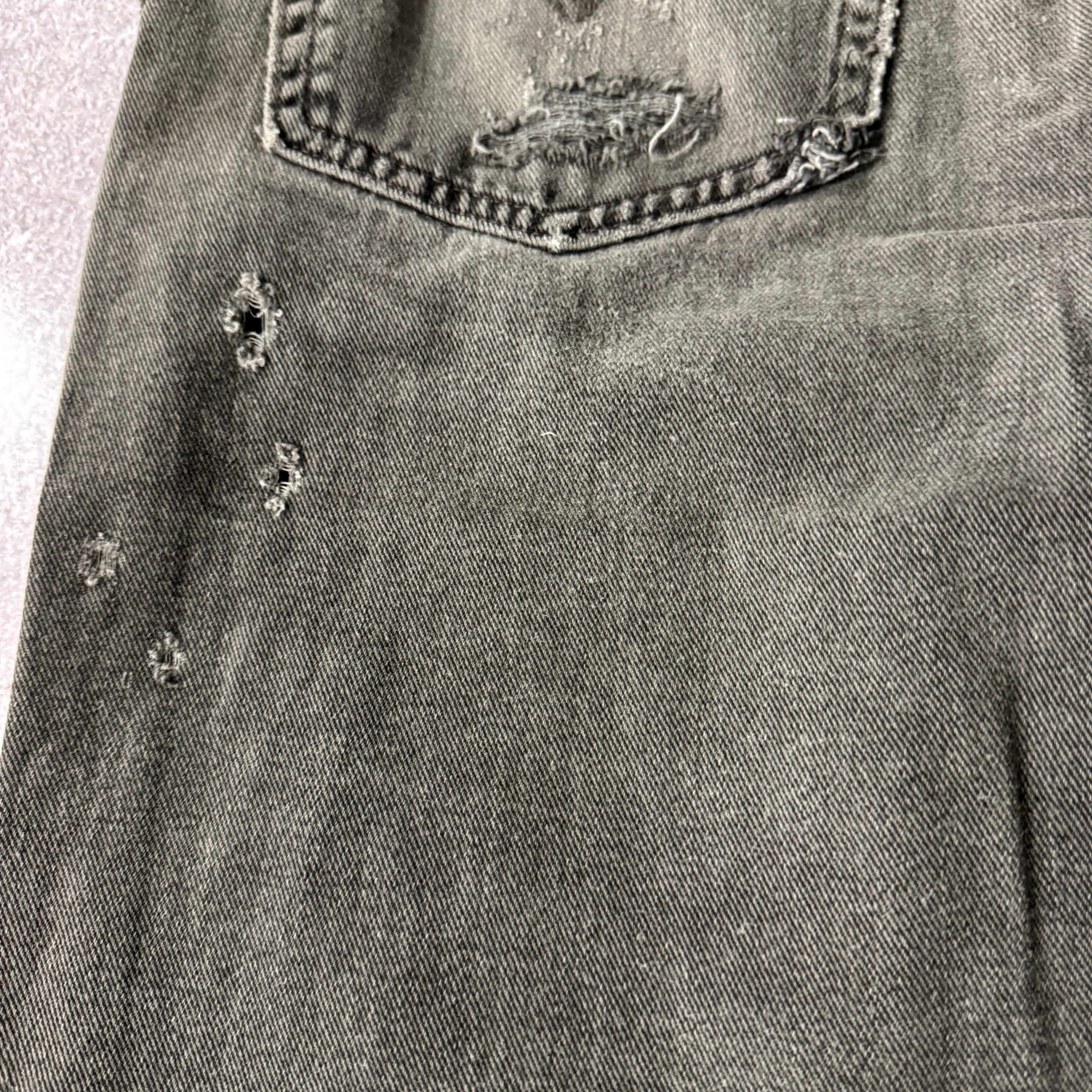 80s Levi's Black Distressed Jeans 38W x 32L