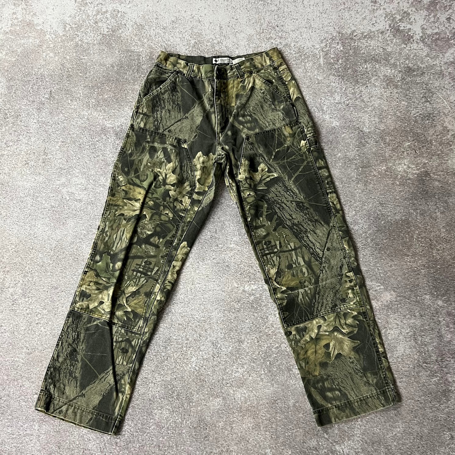 Y2K Columbia Mossy Oak Real-Tree Camo Pants 32W x 32L