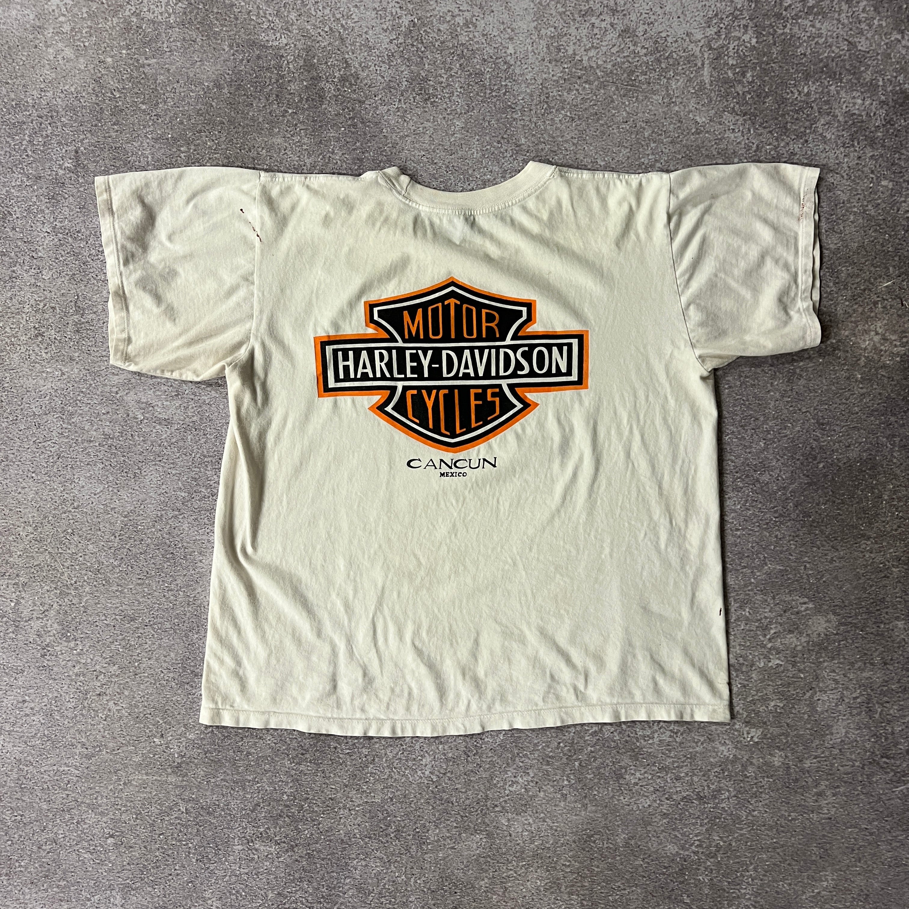 2010s Cancun, Mexico White Distressed Tee L