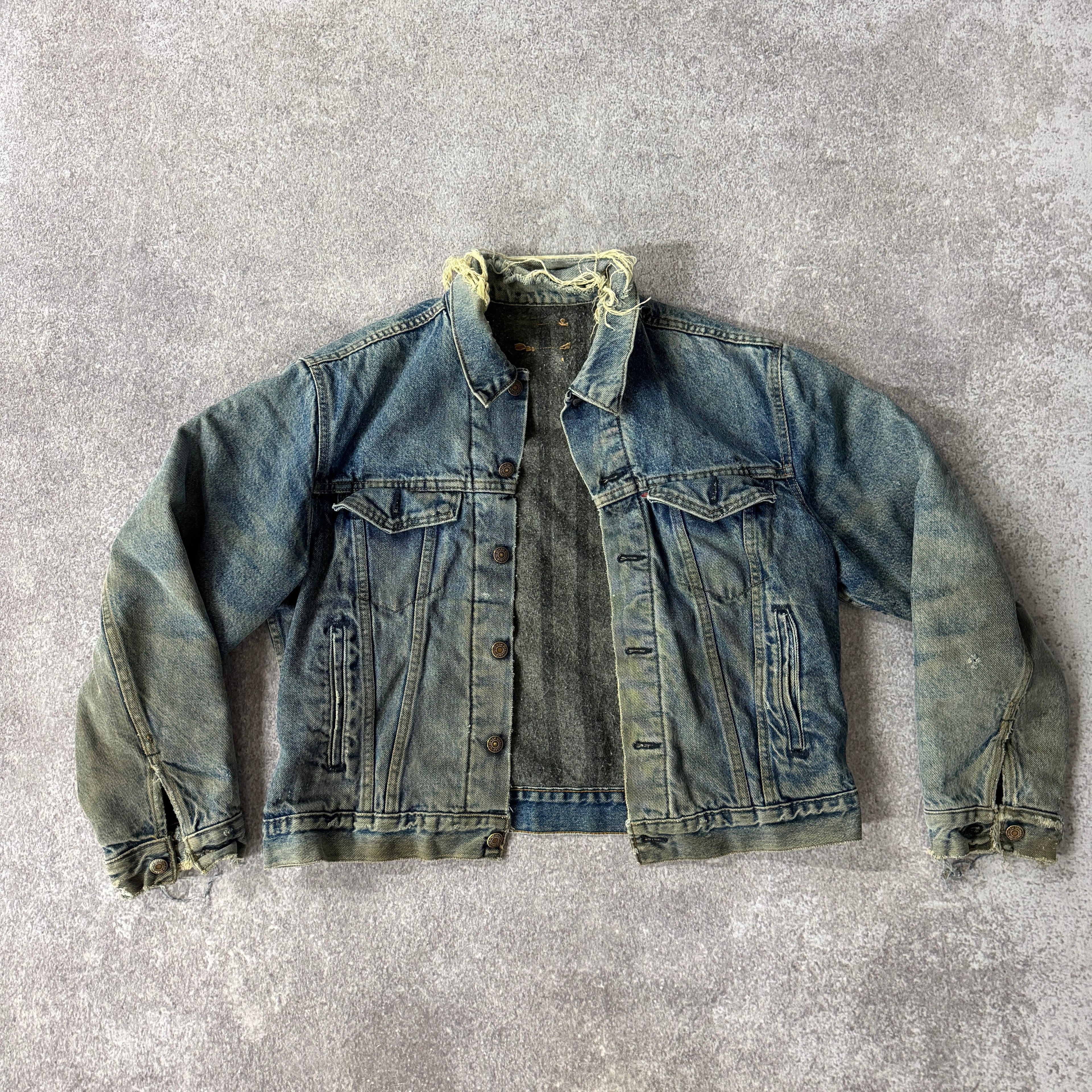 80s Levi's Medium Wash/Denim Trucker Jacket Blue Distressed L