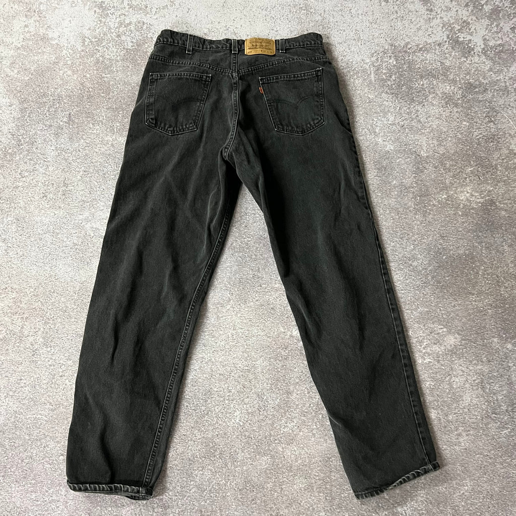 90s Levi's Orange Tab Black Distressed Jeans 38W x 34L