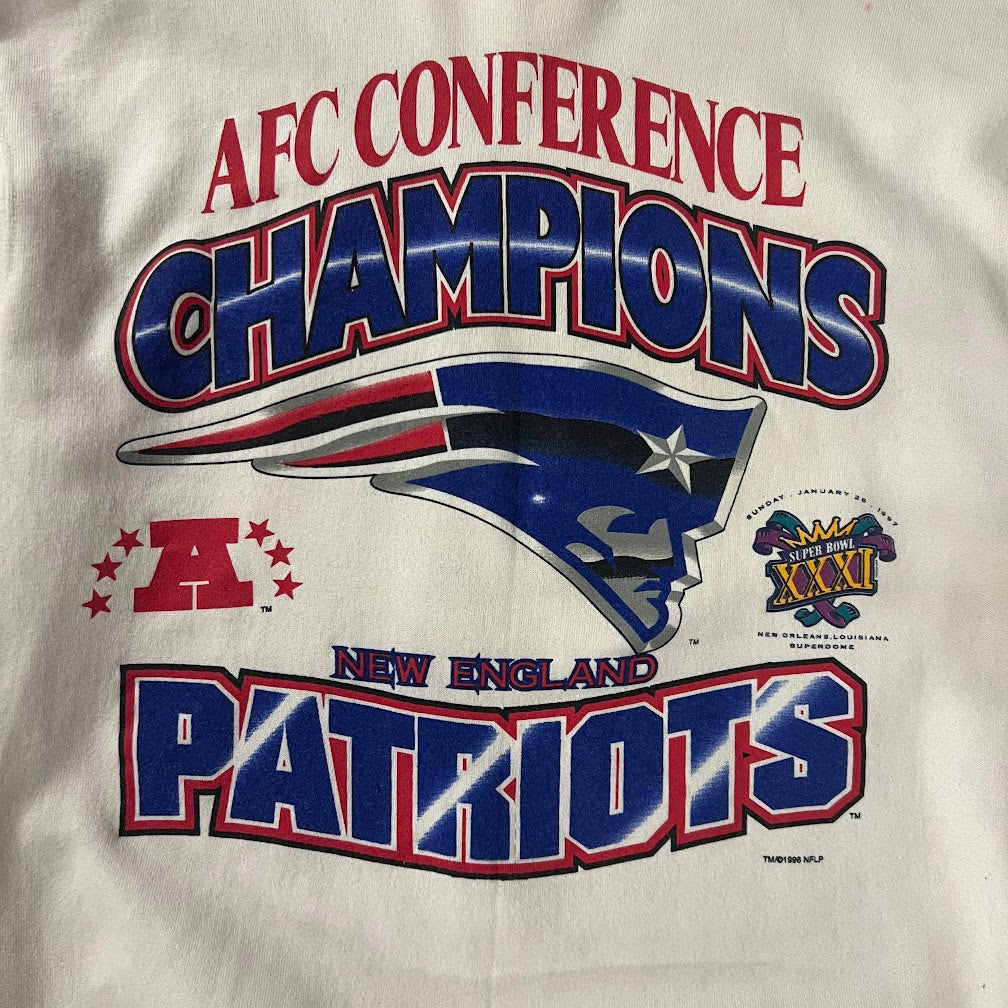 90s New England Patriots NFL True-Fan Big Logo Faded Vintage Crewneck L