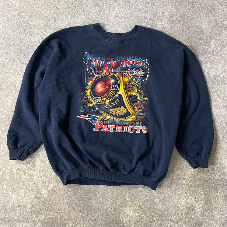 Y2K New England Patriots NFL Big Logo Faded Vintage Athletic Crewneck XL