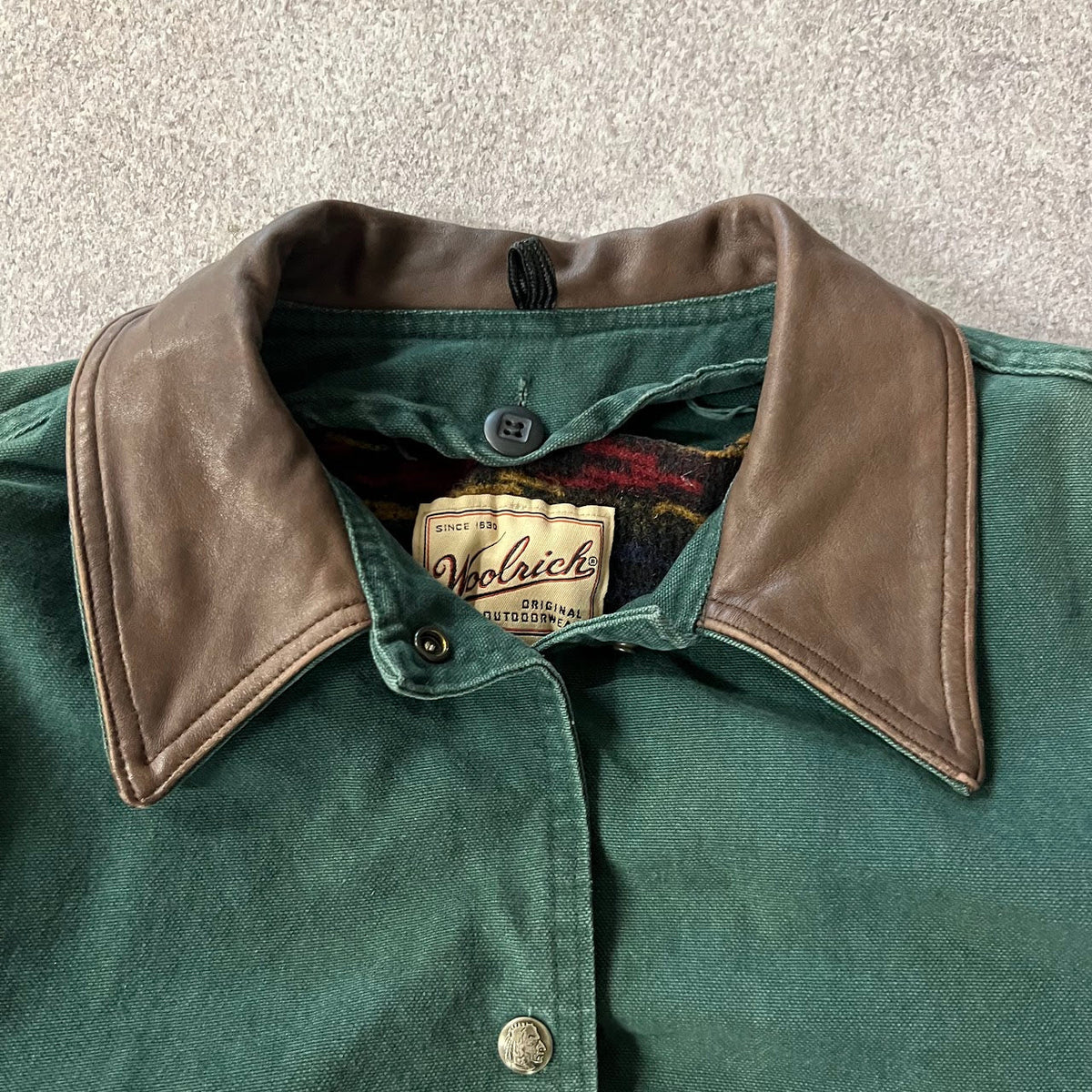 90s Woolrich Blanket Lined Made in USA Vintage Outdoor Jacket L