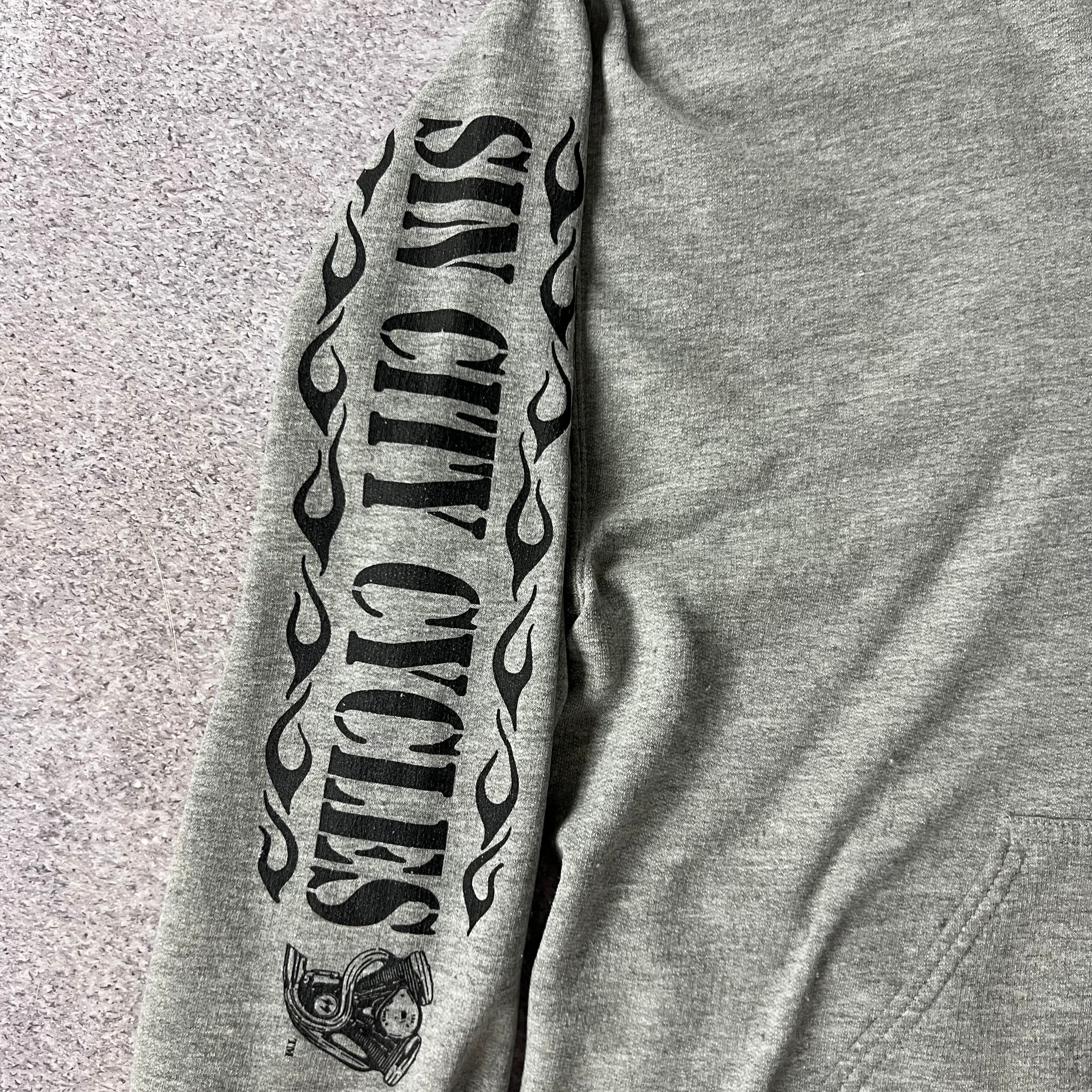 Y2K Gildan Lynn, Massachusetts Gray Worn In Hoodie XL