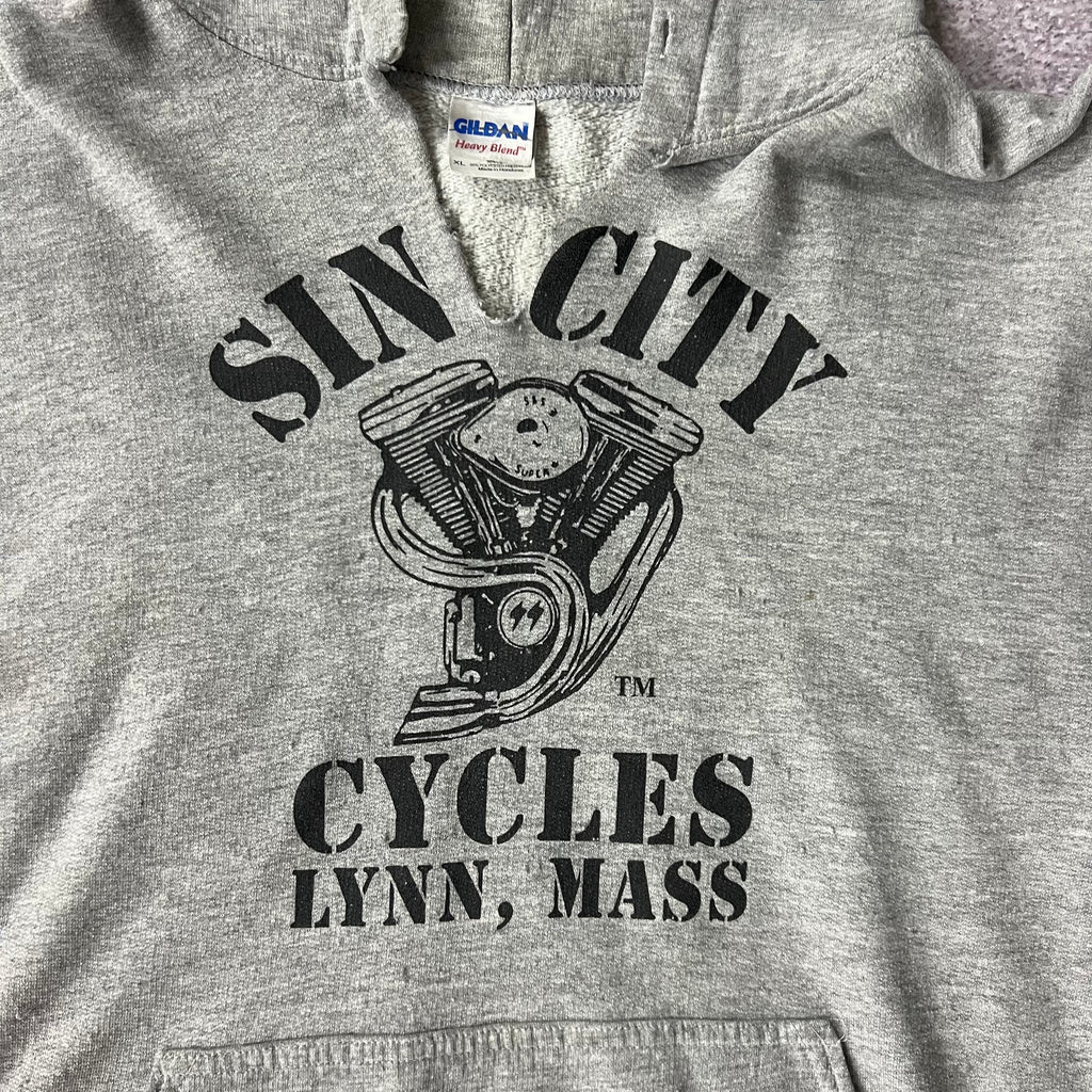 Y2K Gildan Lynn, Massachusetts Gray Worn In Hoodie XL
