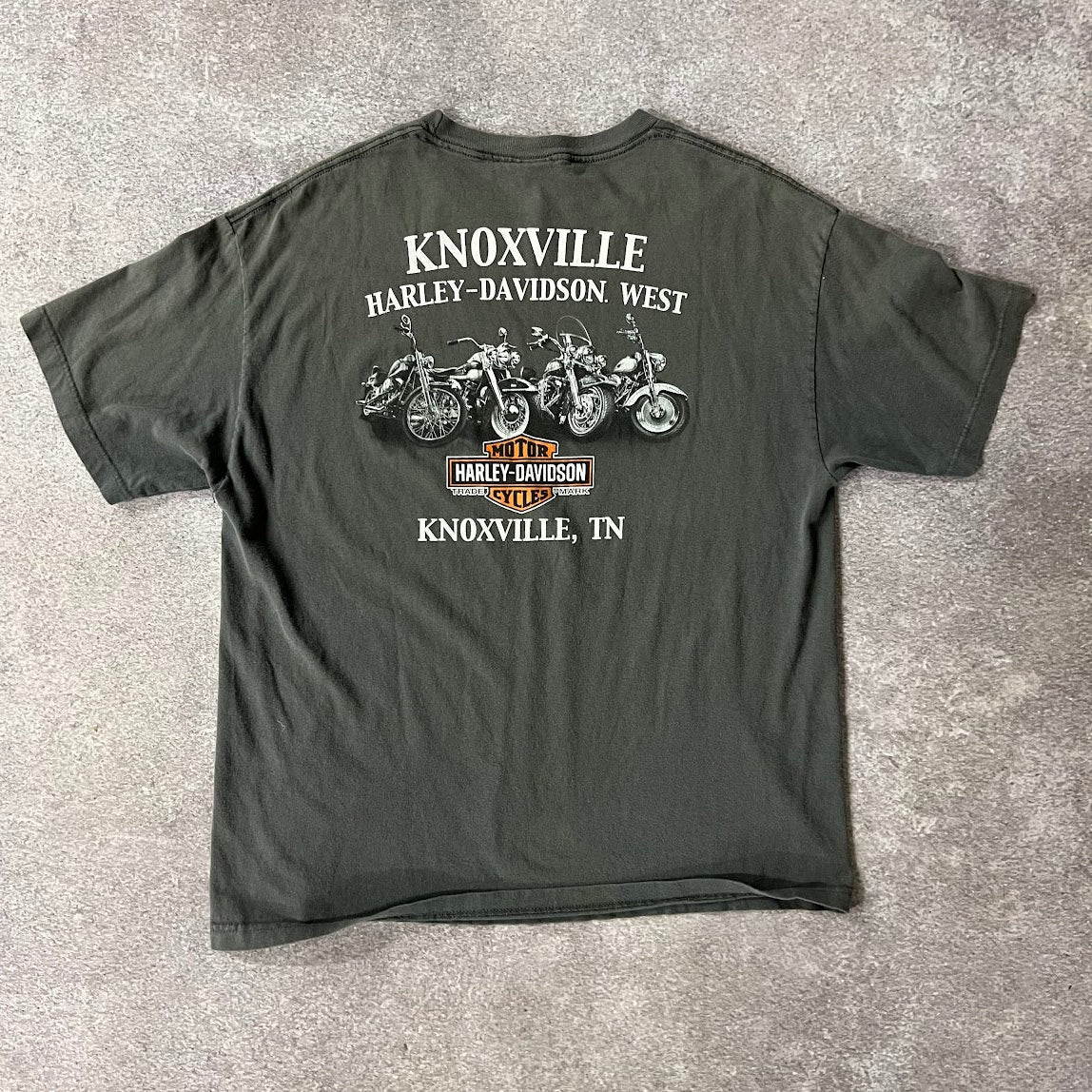 2010s Harley Davidson Knoxville Gray Worn In Tee XL