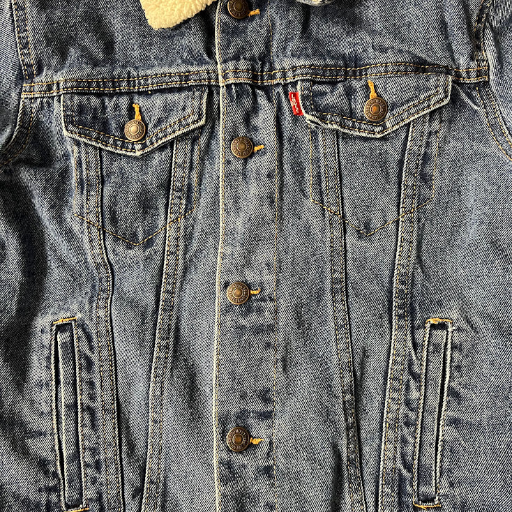 VTG Levi's Sherpa Lined Denim Trucker Jacket Men's Large Blue Y2K 70520