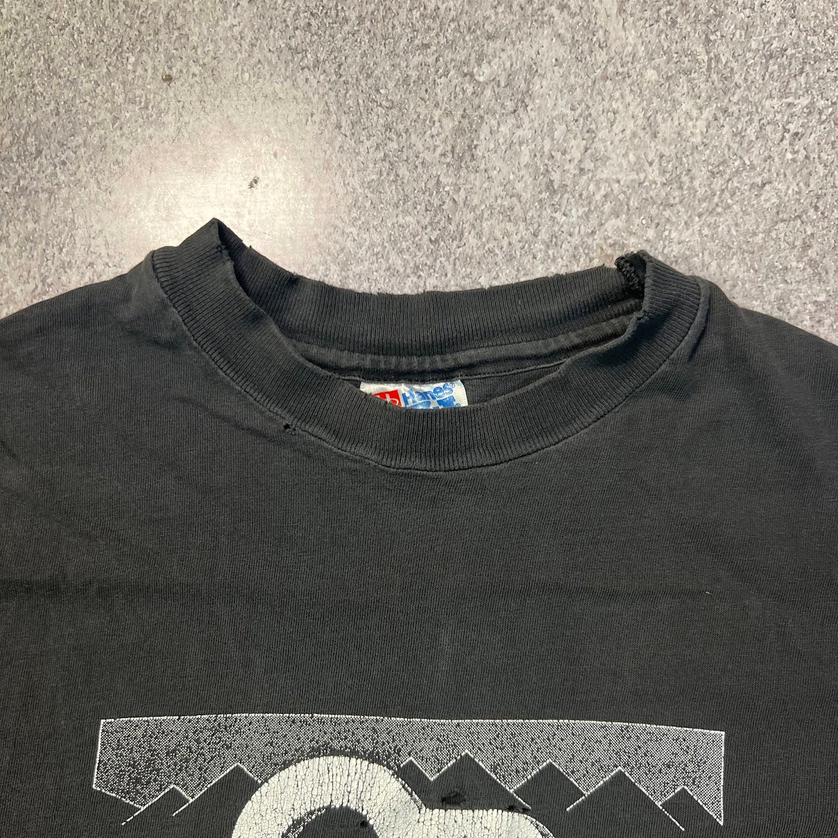 Y2K Outdoor Research Big Logo Distressed Sun Faded Single Stitch Tee L